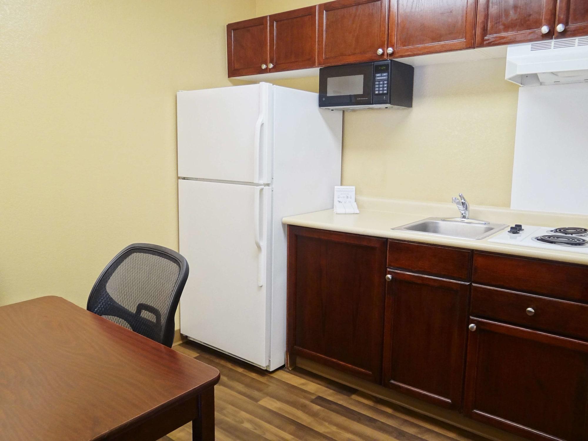 Extended Stay America Suites - Portland - Хилсбъро Екстериор снимка