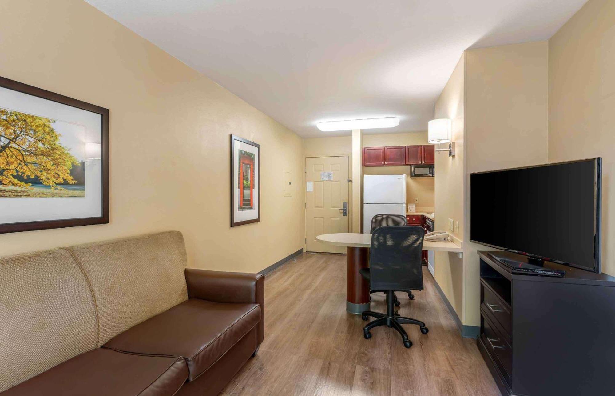 Extended Stay America Suites - Portland - Хилсбъро Екстериор снимка